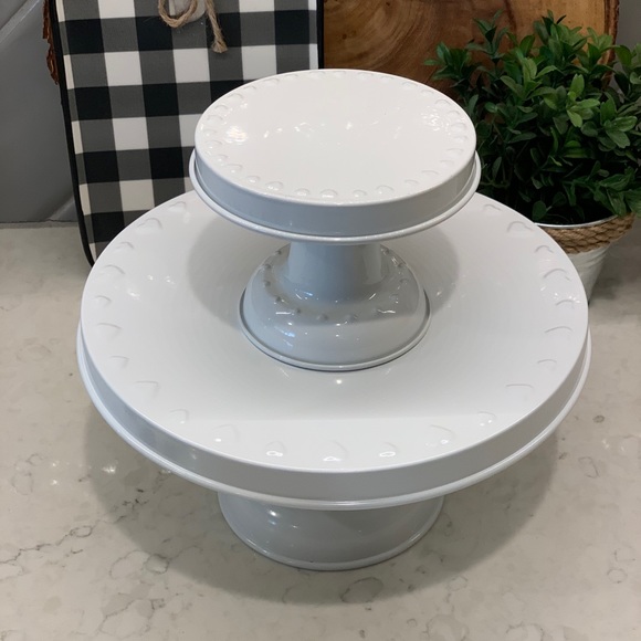 Set of 2 Metal Cake Stands - Picture 3 of 4